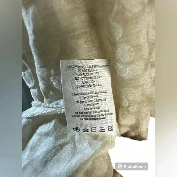 Gabby Isabella sleeveless tank collar button down shirt embroidered design - Picture 5 of 6